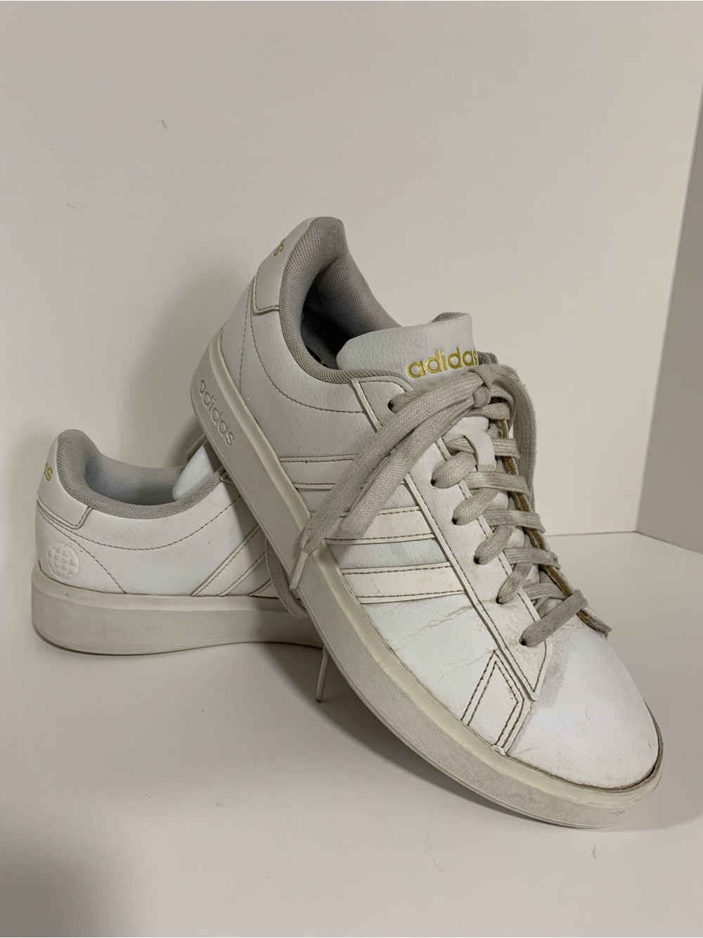 Adidas grand court white leather sneakers 324